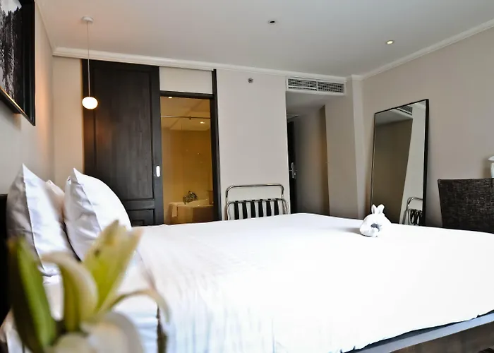 S15 Sukhumvit Бангкок