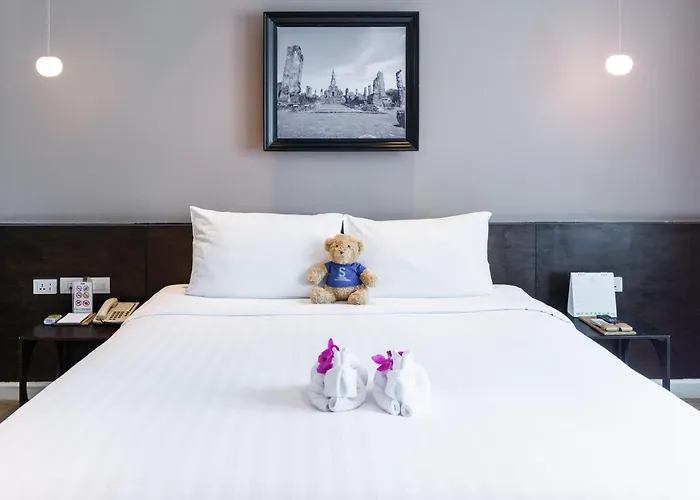 S15 Sukhumvit 4* Бангкок