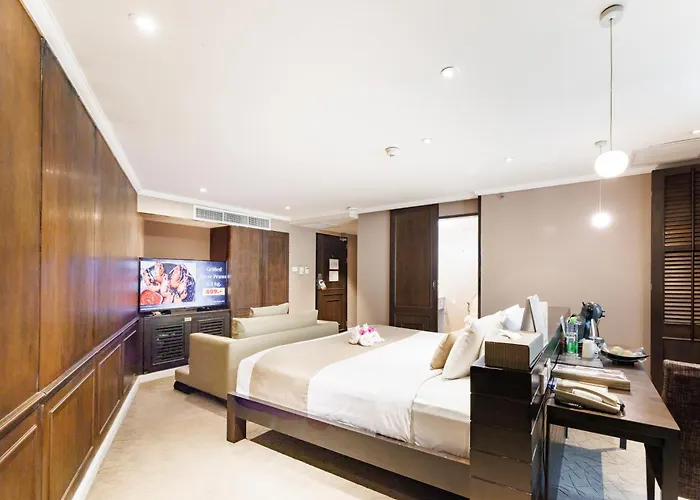 S15 Sukhumvit 4* Бангкок