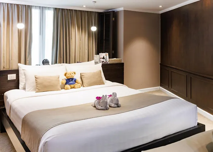 Отель S15 Sukhumvit 4*