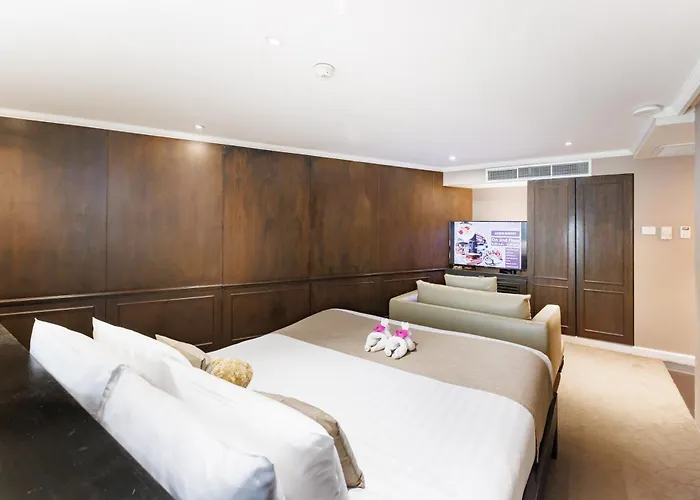 S15 Sukhumvit 4*