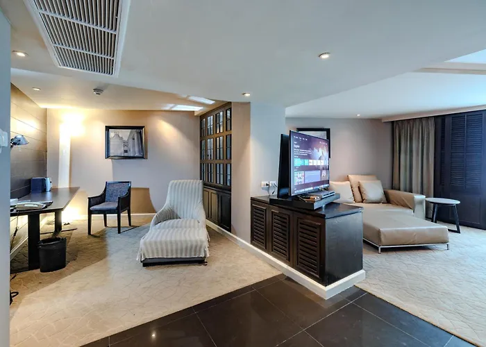Отель S15 Sukhumvit
