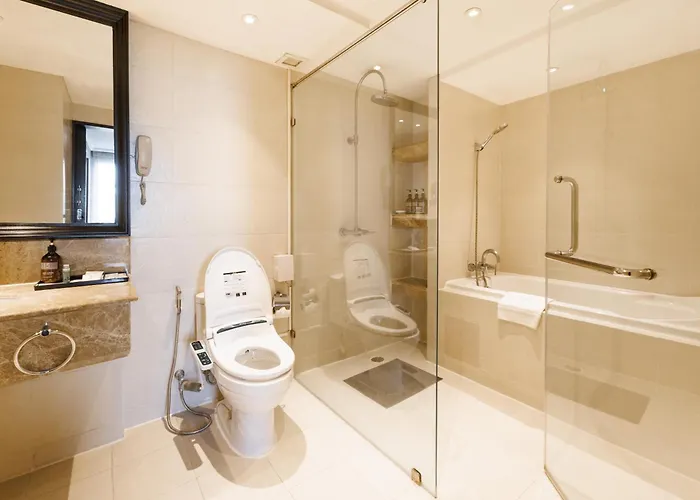 Отель S15 Sukhumvit 4*